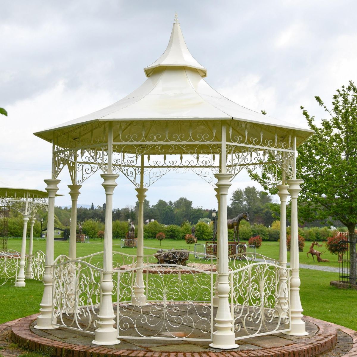 3.4m Lady Leticia Dream Carousel in Situ