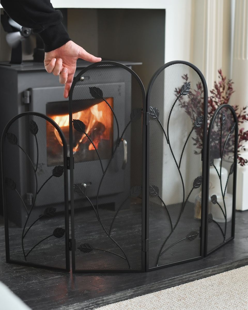 Scale image of decorative fire screen Scale image of decorative fire screen