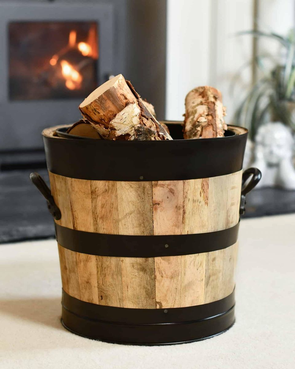 Innsbruck Wooded Coal Scuttle - 30cm in Situ