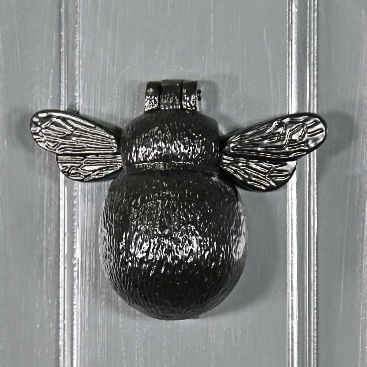 Front View of the Iron Bumblebee Door Knocker 