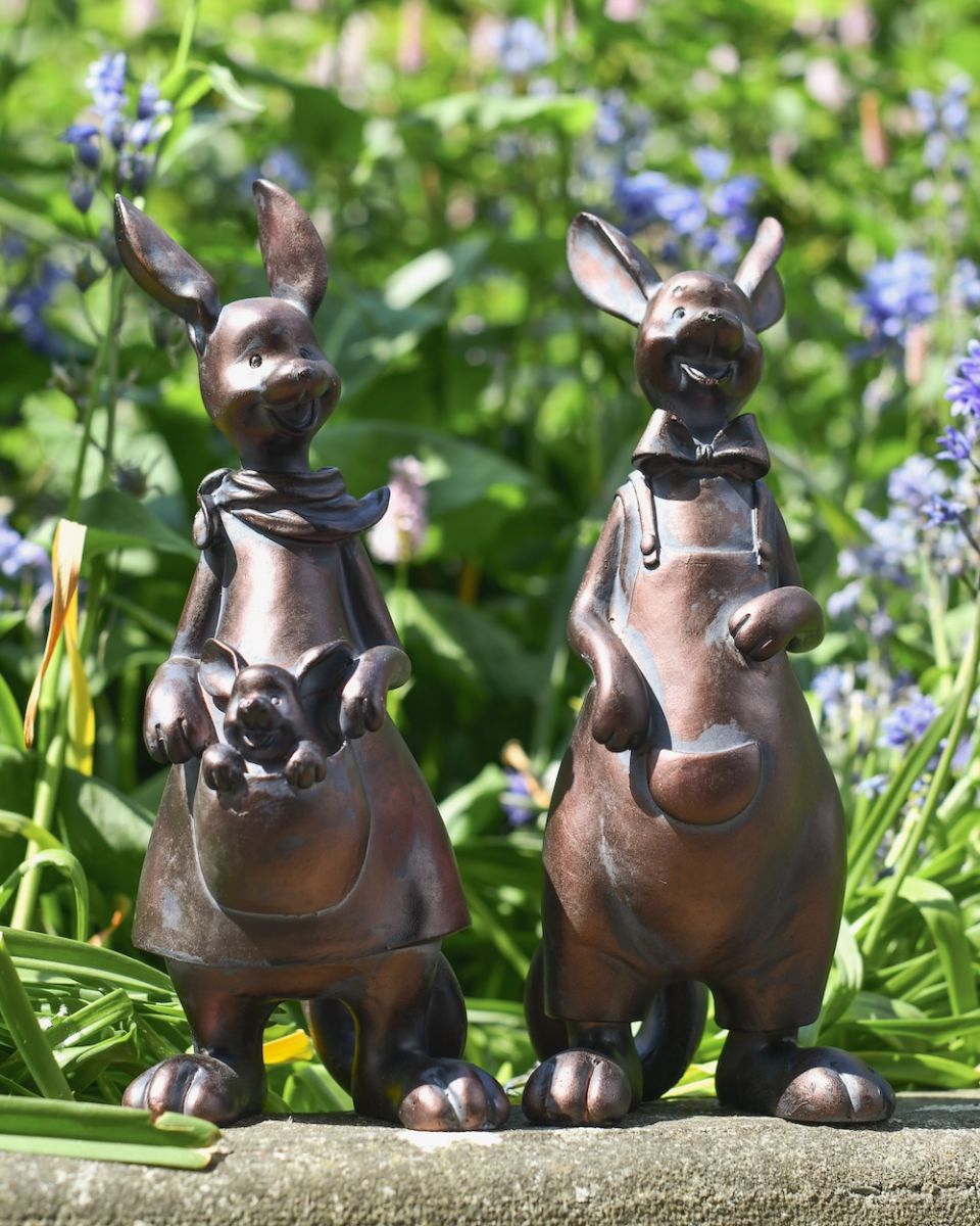 Angled view of kangaroo gamily garden sculptures