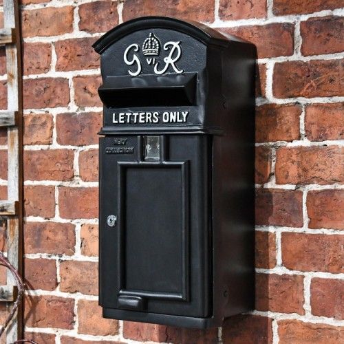 The King George Post Box Slim In Black