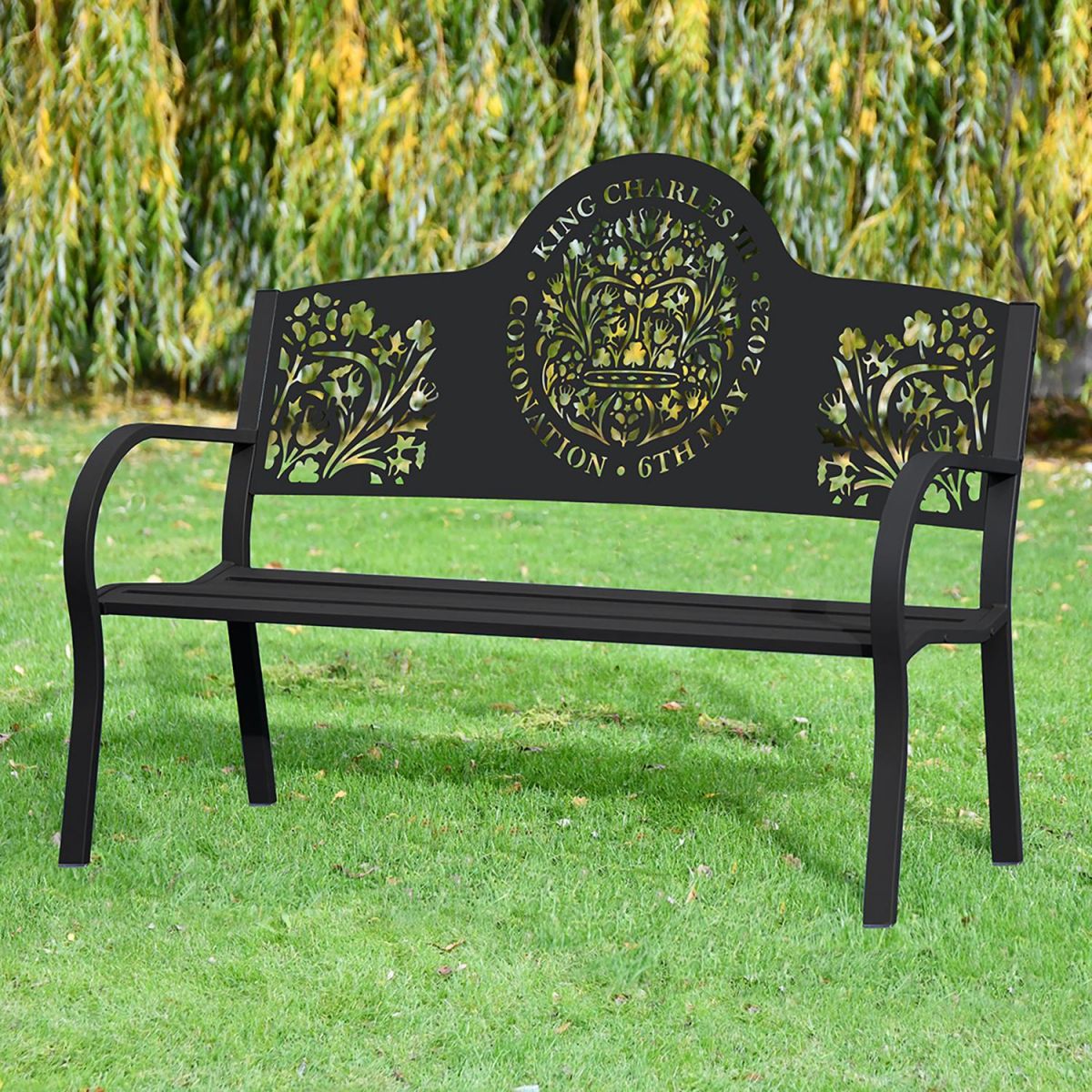 King Charles III Coronation Bench in Situ in the Garden King Charles III Coronation Bench in Situ in the Garden