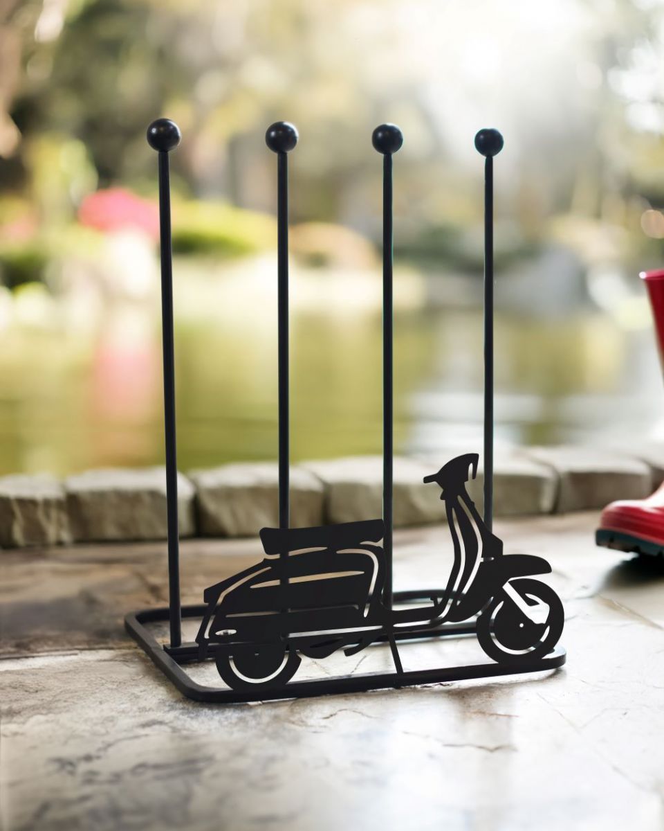 Lambretta boot rack outside