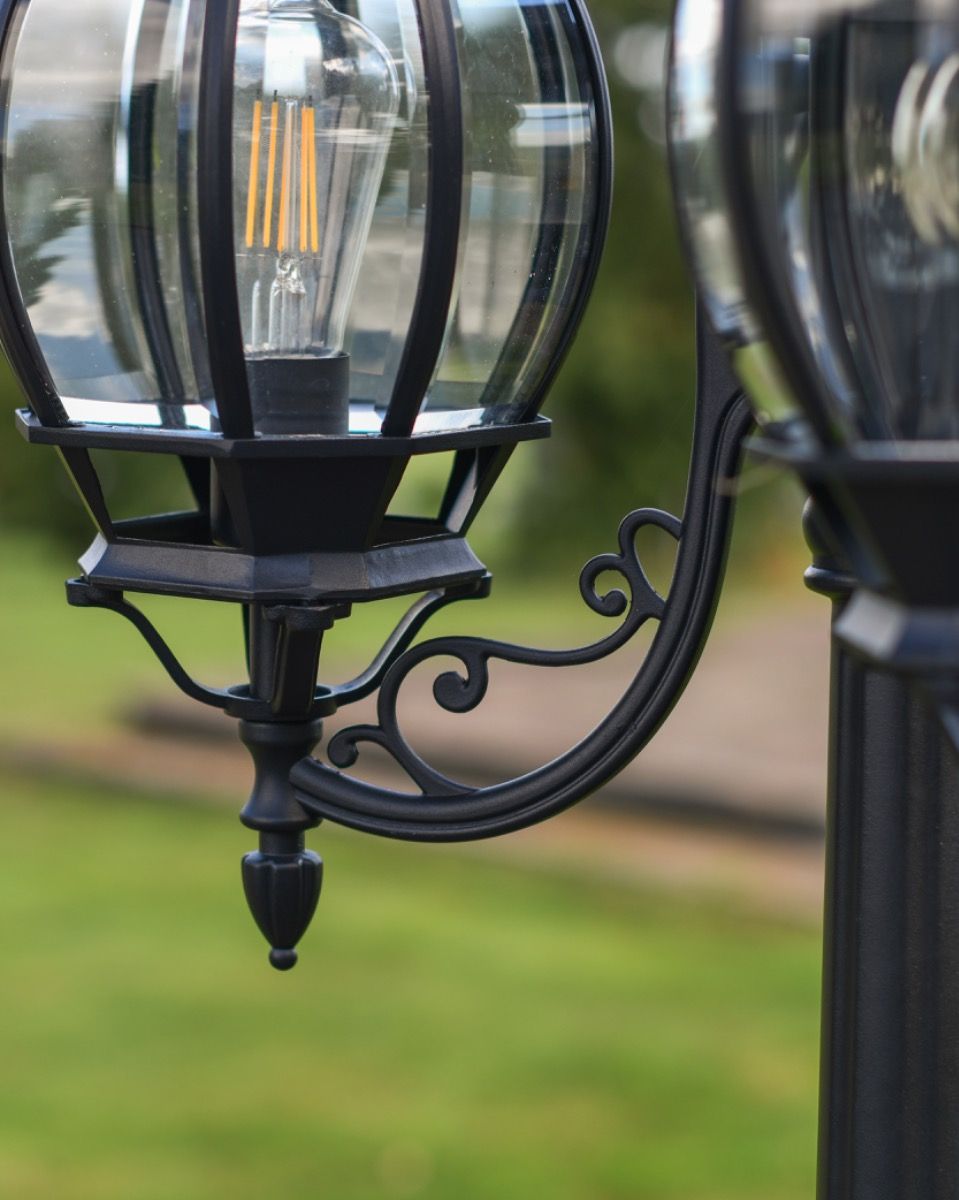 "Lady Blakemore" Triple-Headed Globe Lamp Post Details "Lady Blakemore" Triple-Headed Globe Lamp Post Details