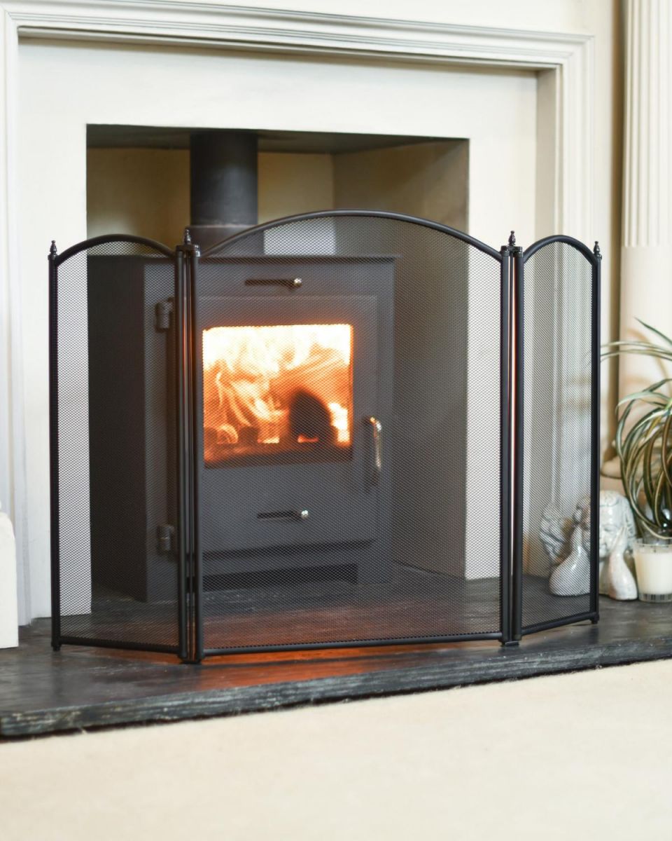 Large Black Three Fold "Morass" Fire Guard