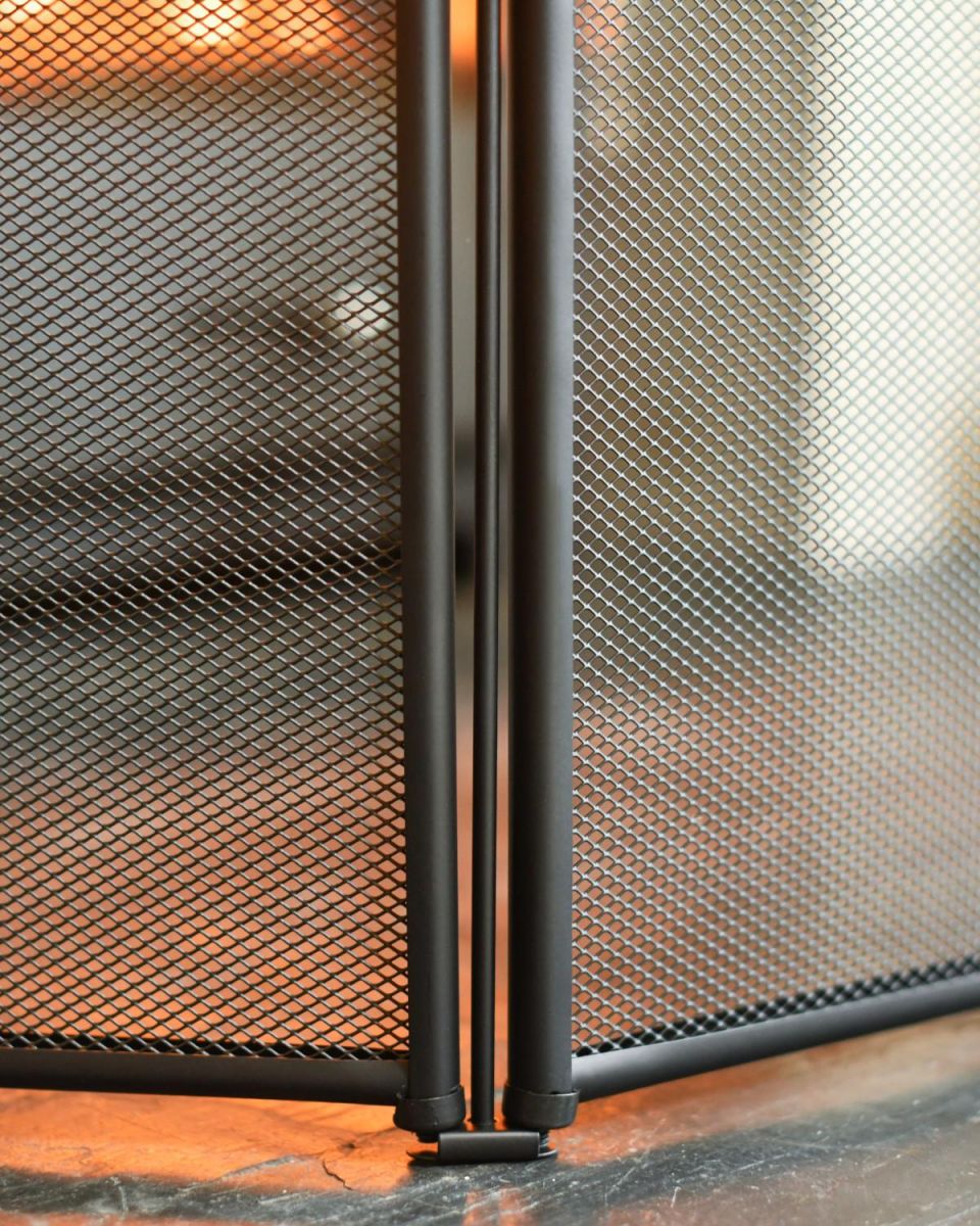 Close-Up of Large Black Three Fold "Morass" Fire Guard in Situ