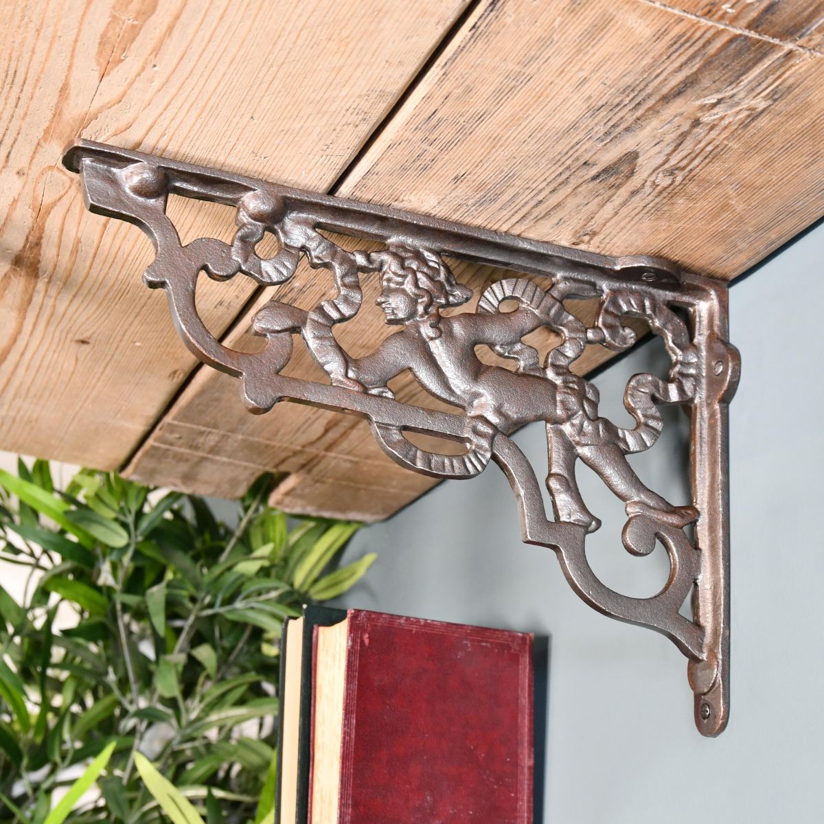 Cherub Iron Shelf Bracket in Situ