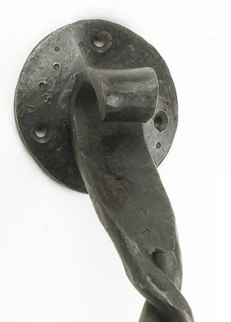 Blacksmith Pull Handle - ’Twist’ (394mm) Blacksmith Pull Handle - ’Twist’ (394mm)