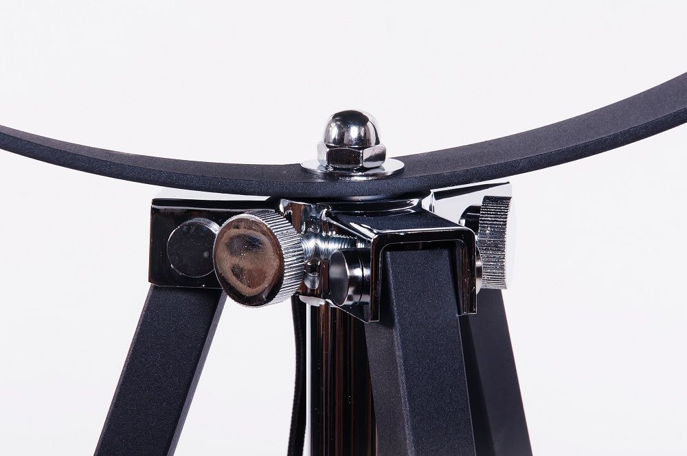 “Barnkton Loft” Tripod Studio Light  “Barnkton Loft” Tripod Studio Light