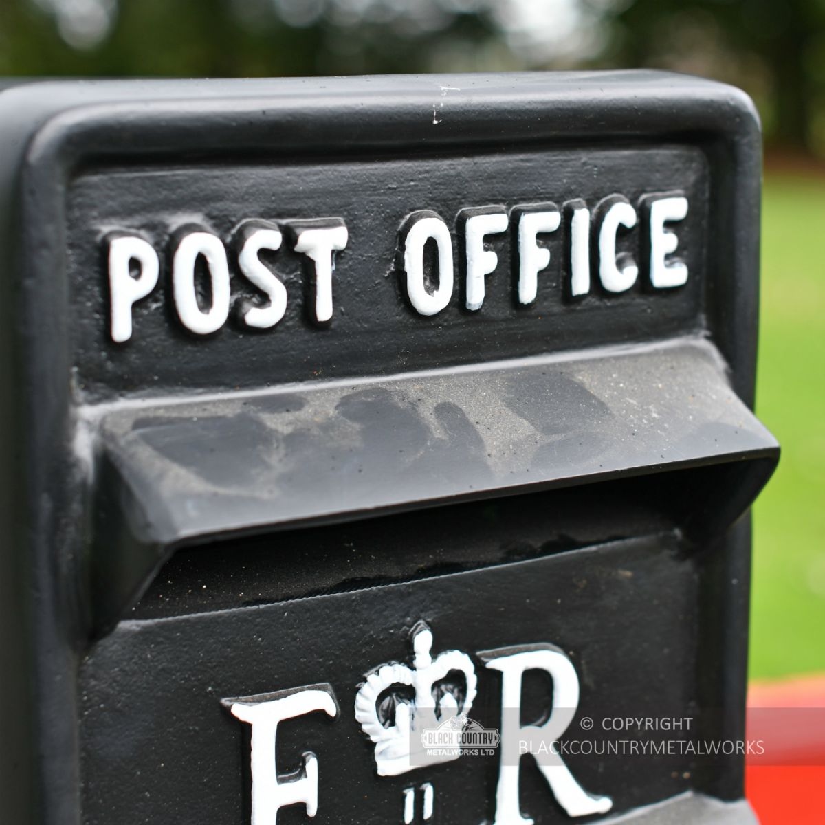"Original Reproduction" Black Elizabeth Regina Post and Parcel Box With Stand