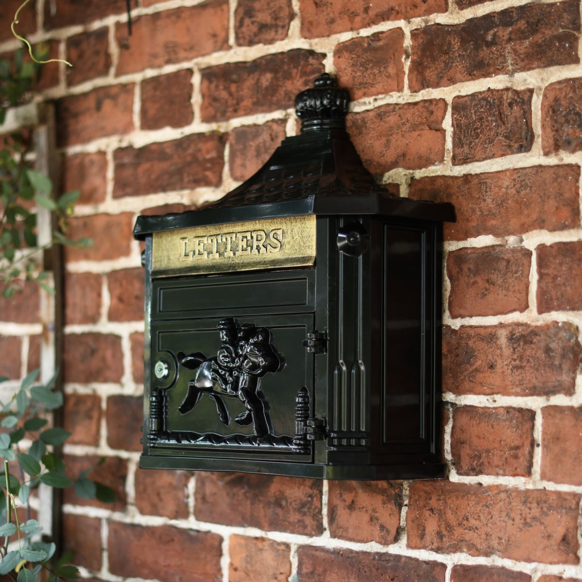 Wall Mounted Huntingdon Post Box finished in Black