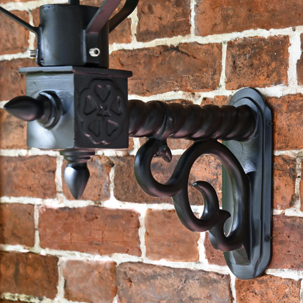 Close up of royale bracket  Close up of royale bracket