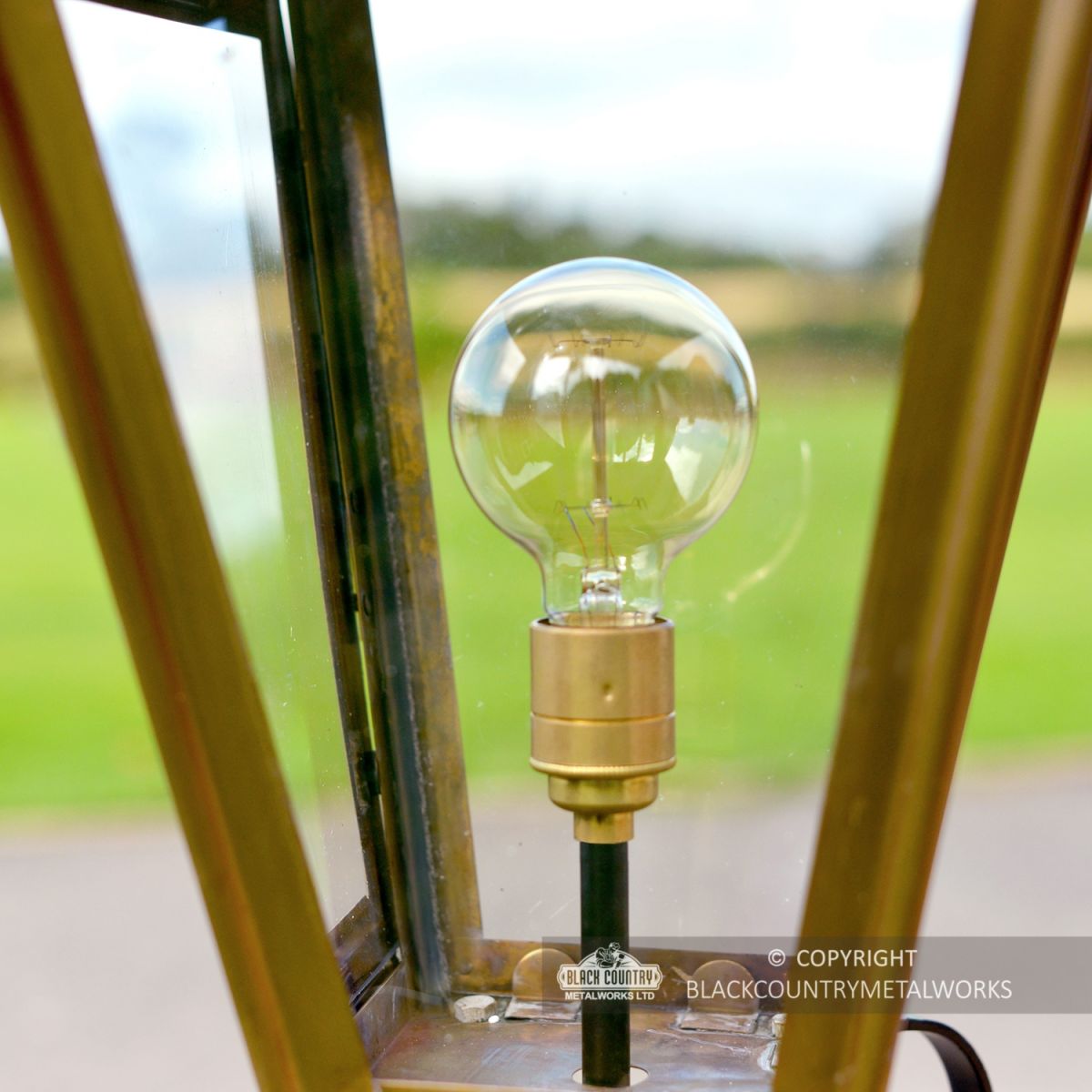 Edison Screw Fix Bulb Holder (Available Upon Request)