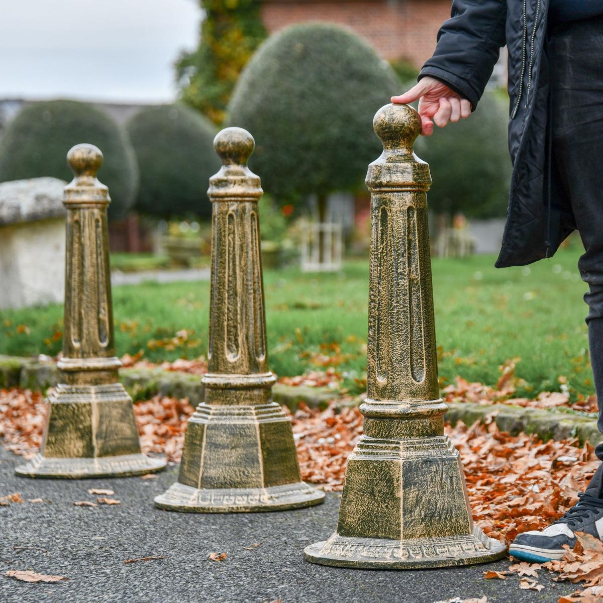 Black & Gold Brushed Aluminium Bollards  Black & Gold Brushed Aluminium Bollards