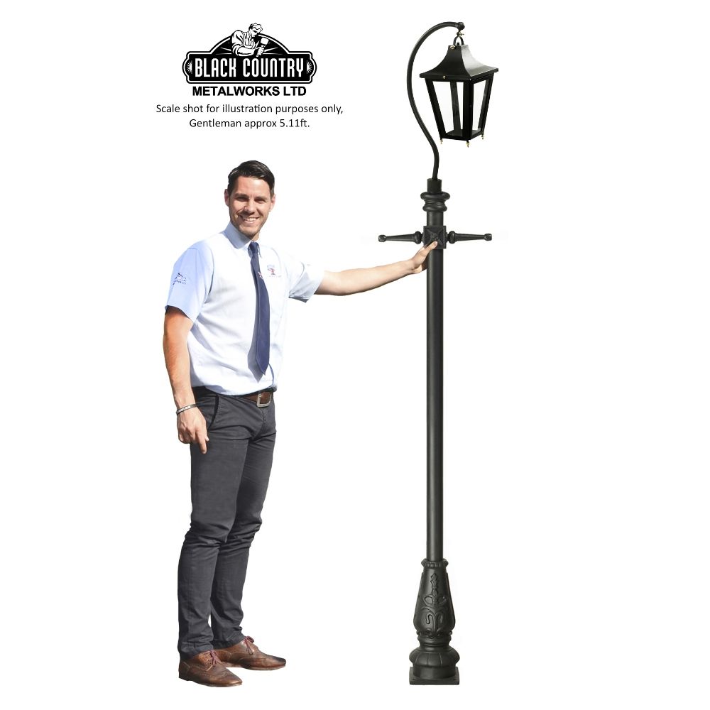 "Lincoln" Swan Neck & Lamp Post to Scale
