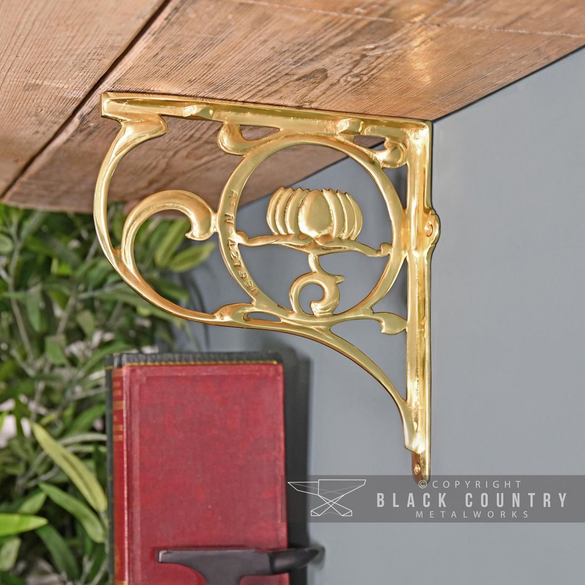 "Lotus Flower" Shelf Bracket in Situ
