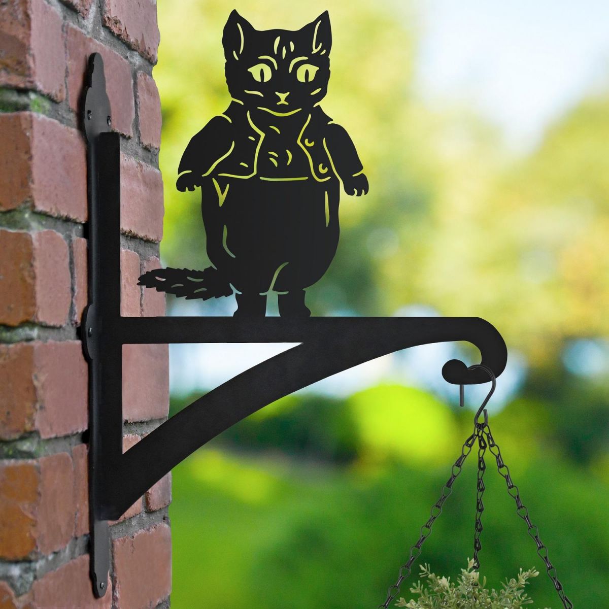 Master Kitten Hanging Basket Bracket in Order 