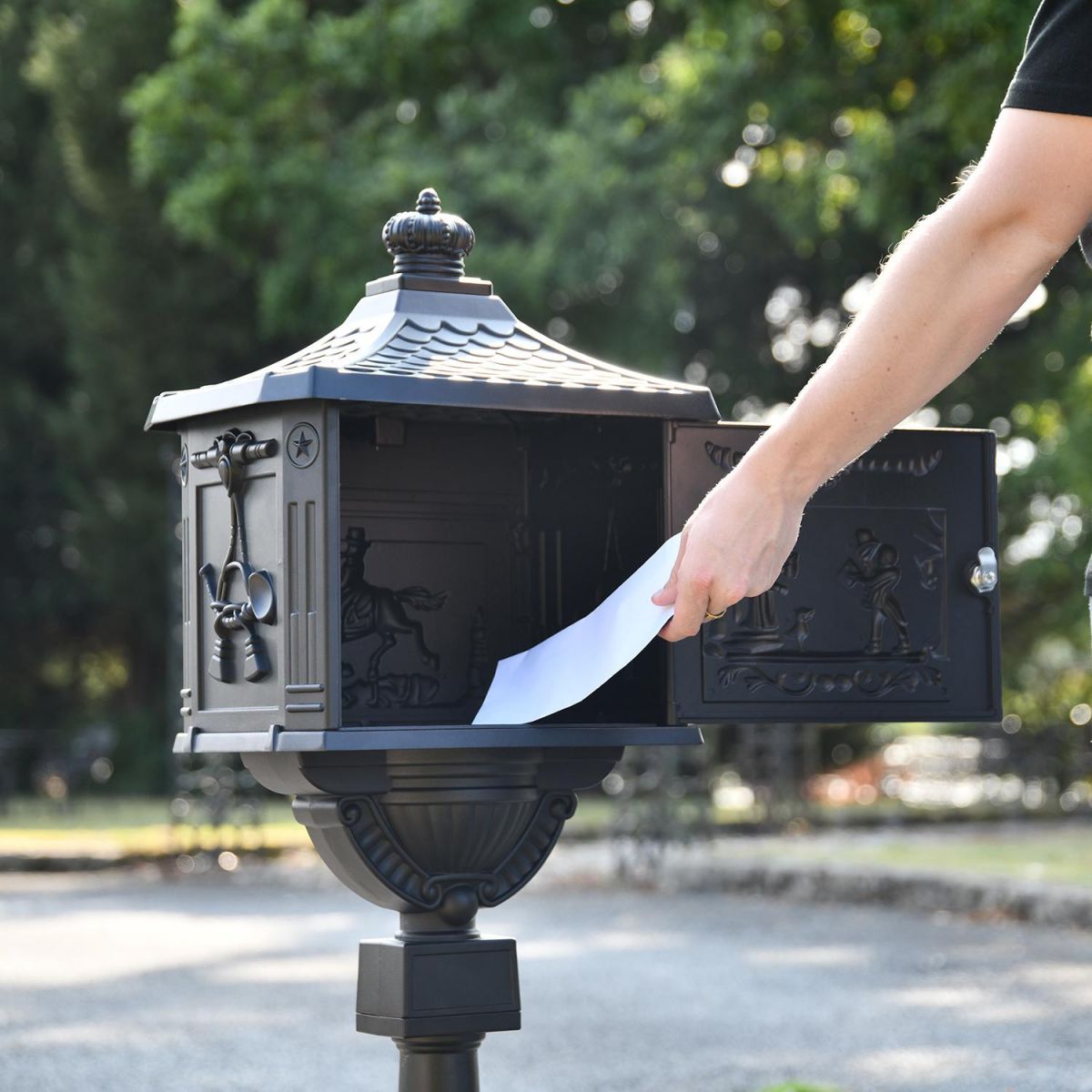 Front Opening Door on the Front of the Matt Black Freestanding Huntingdon Post Box