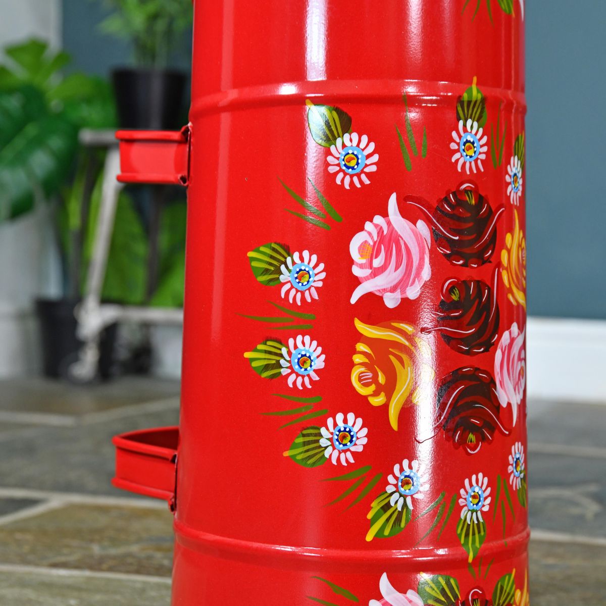 Close up of decorative floral pattern 