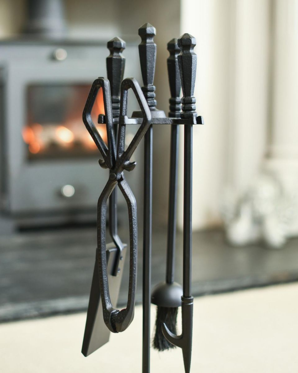 Medieval Styled Companion Set 59cm in Situ