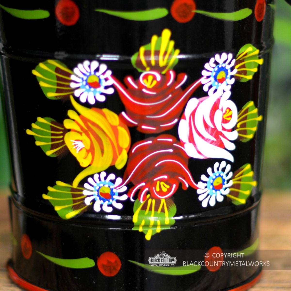Colourful Rose Pattern on the Narrowboat Bucket