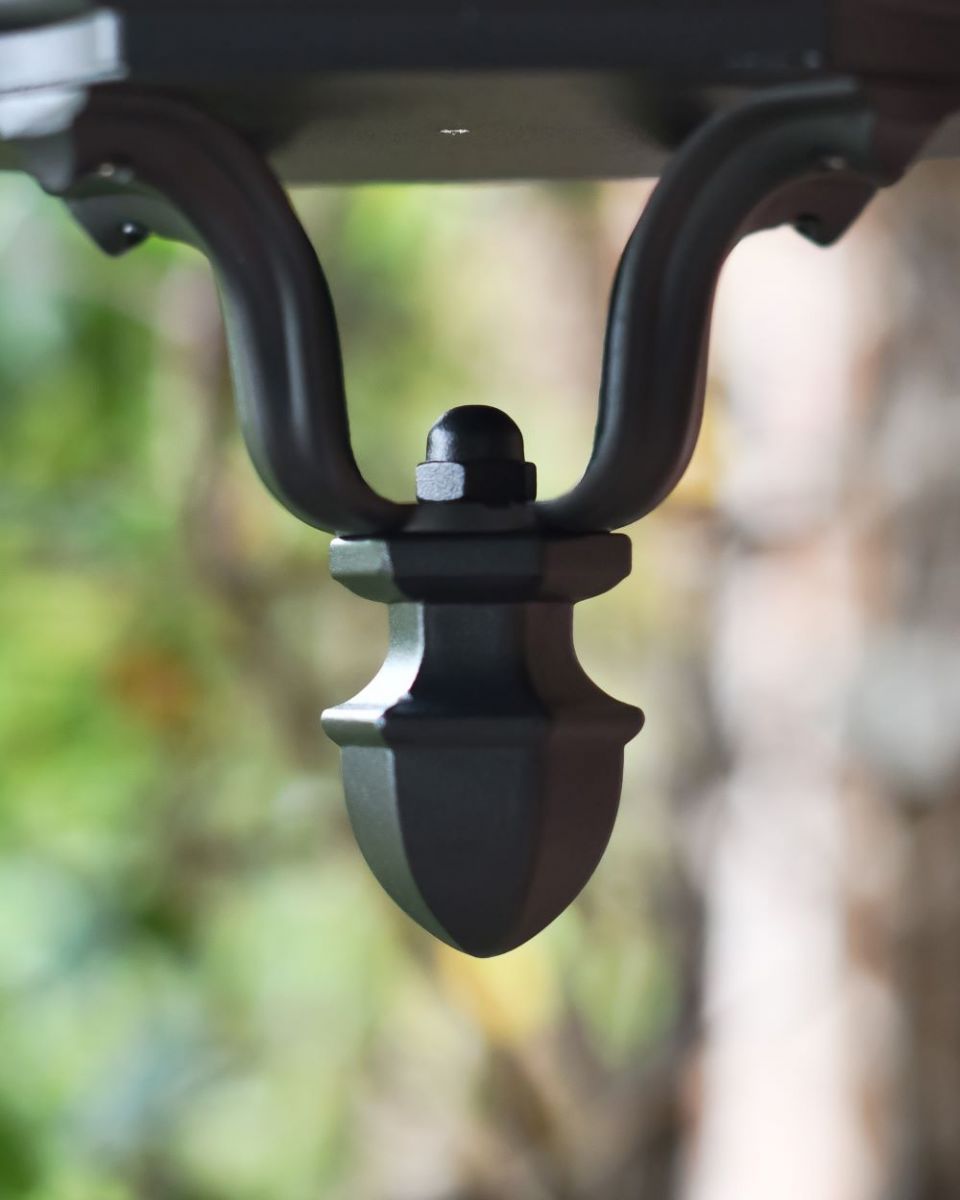 Below lantern detailing close up