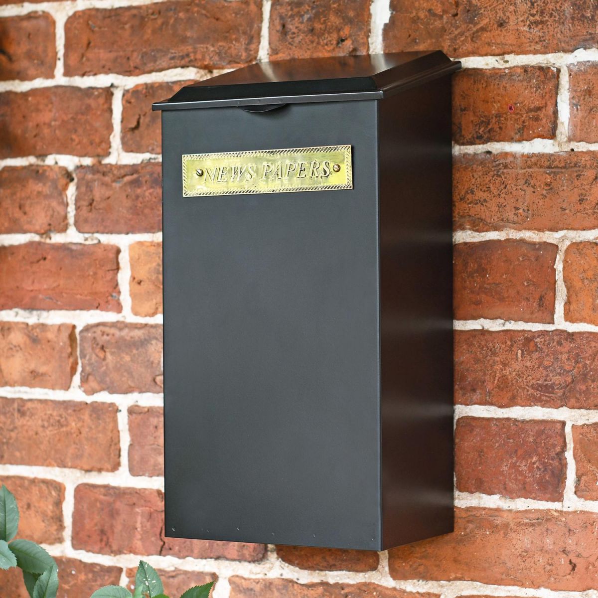 Medium Pevensey Square” Newspaper and Parcel Holder