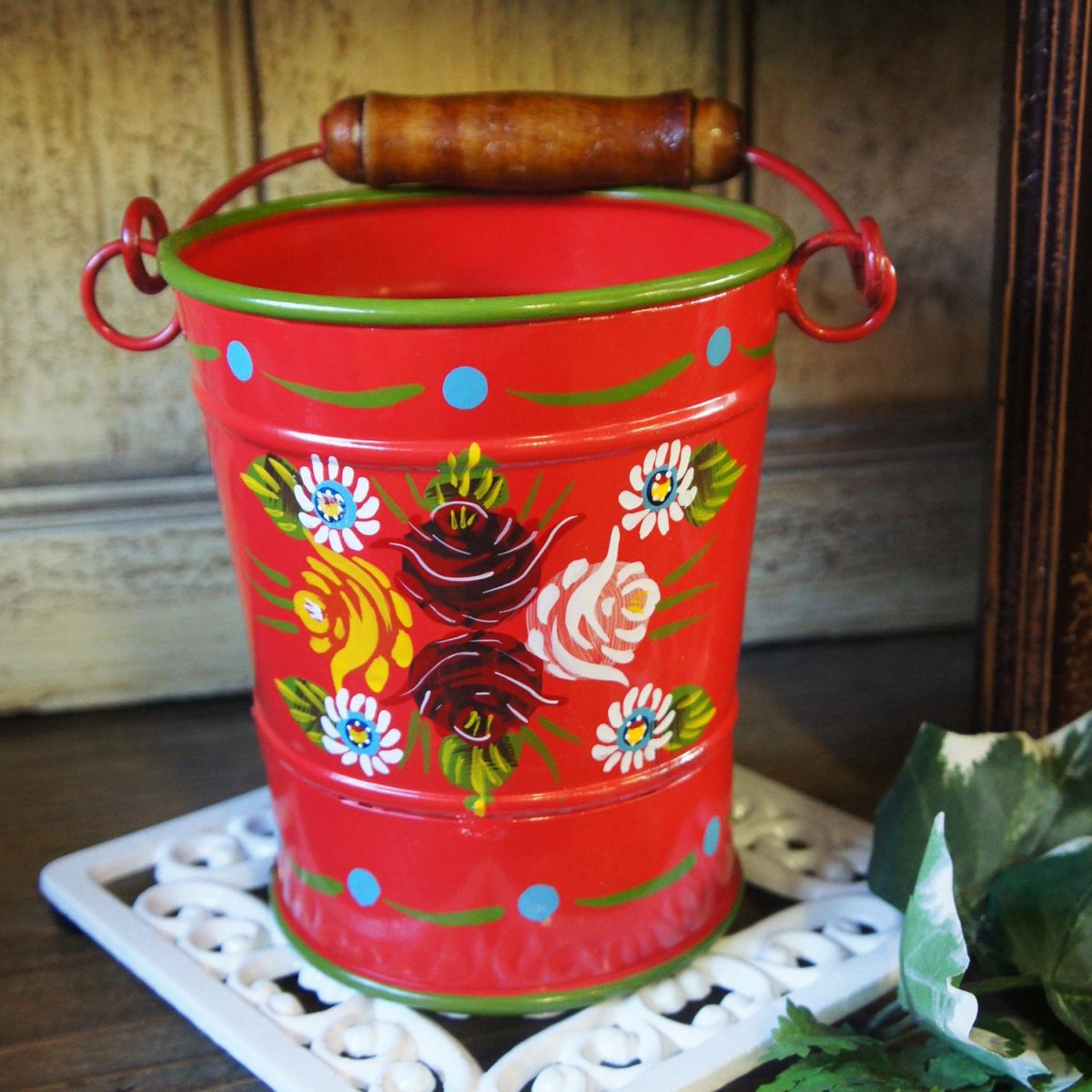 19cm Medium Narrowboat Hand Painted Bucket Finished in Red
