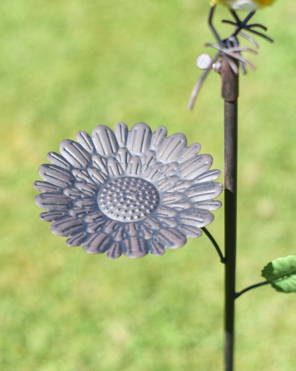 Rustic Sunflower Bird Feeder Rustic Sunflower Bird Feeder