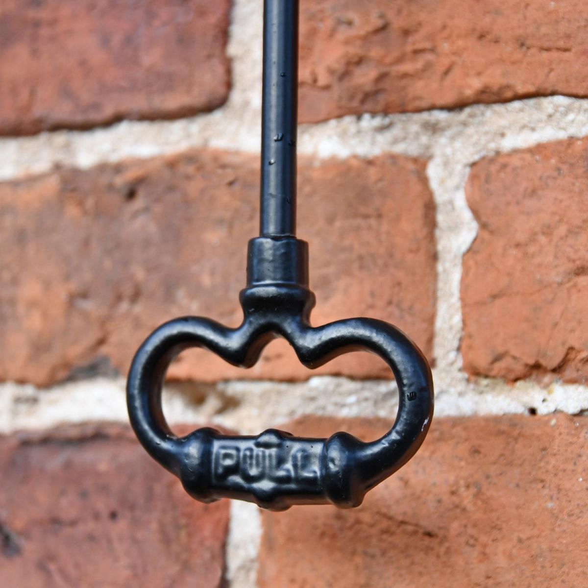 Close up of handle on Welling Hall Door Bell Pull 