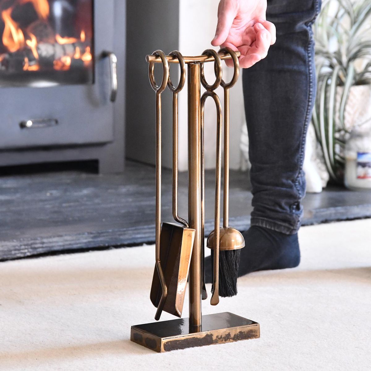 "Midleton" Antique Brass Companion Set to Scale