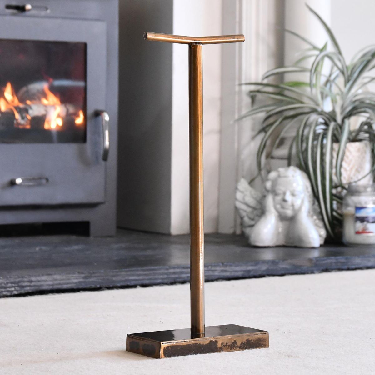 View of the Stand of the Companion Set