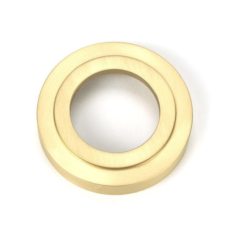 Close-Up of Art-Deco Backplate