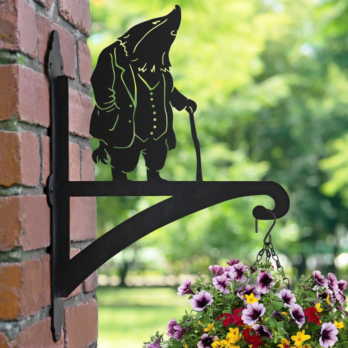 Mr. Badger Hanging Basket Bracket with Plants