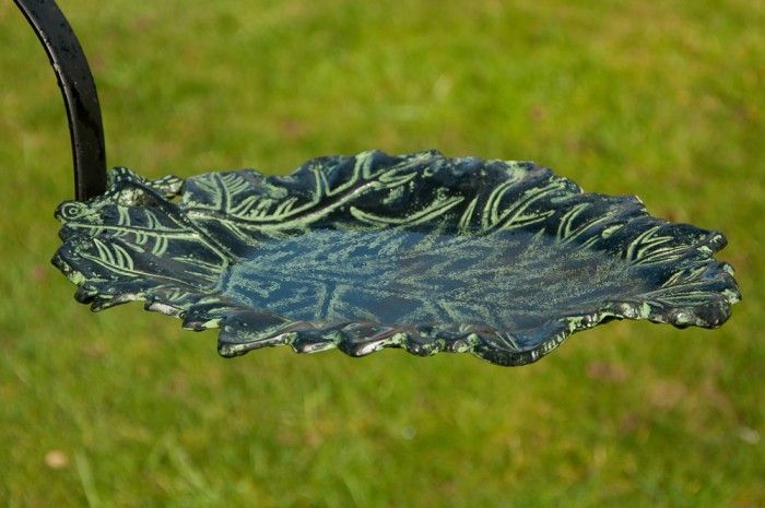 New Forest Leaf Design Bird Bath & Feeder