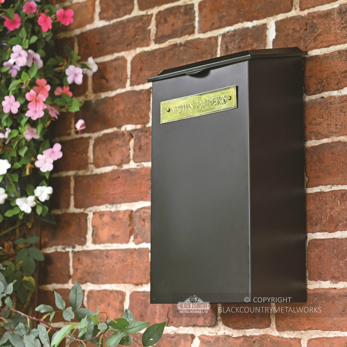 Newspaper and Parcel Holder In Black With Brass Plaque