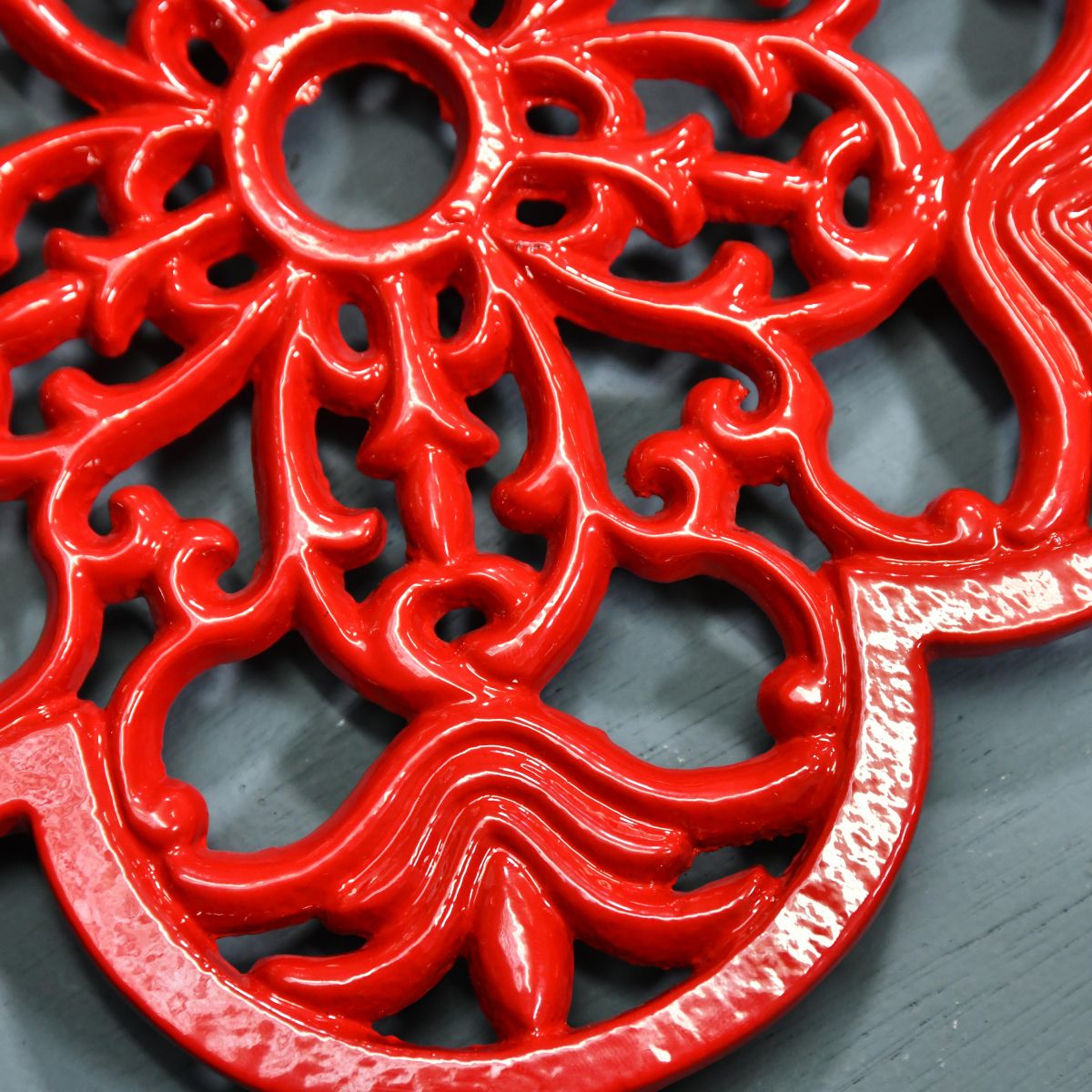 Red Cast Iron Flower Petal Trivet Petal Detailing Red Cast Iron Flower Petal Trivet Petal Detailing