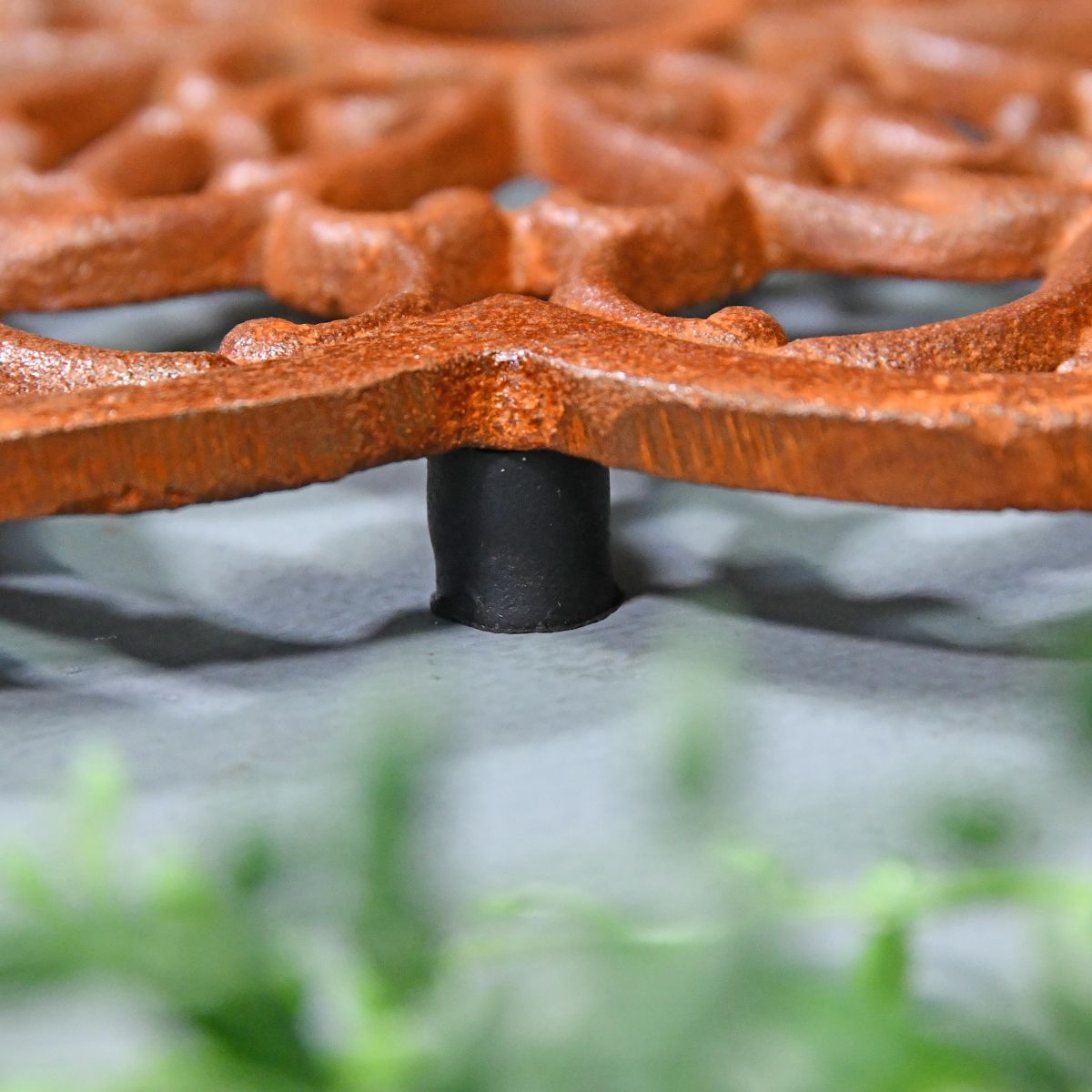 Rustic Cast Iron Flower Trivet Feet Rustic Cast Iron Flower Trivet Feet