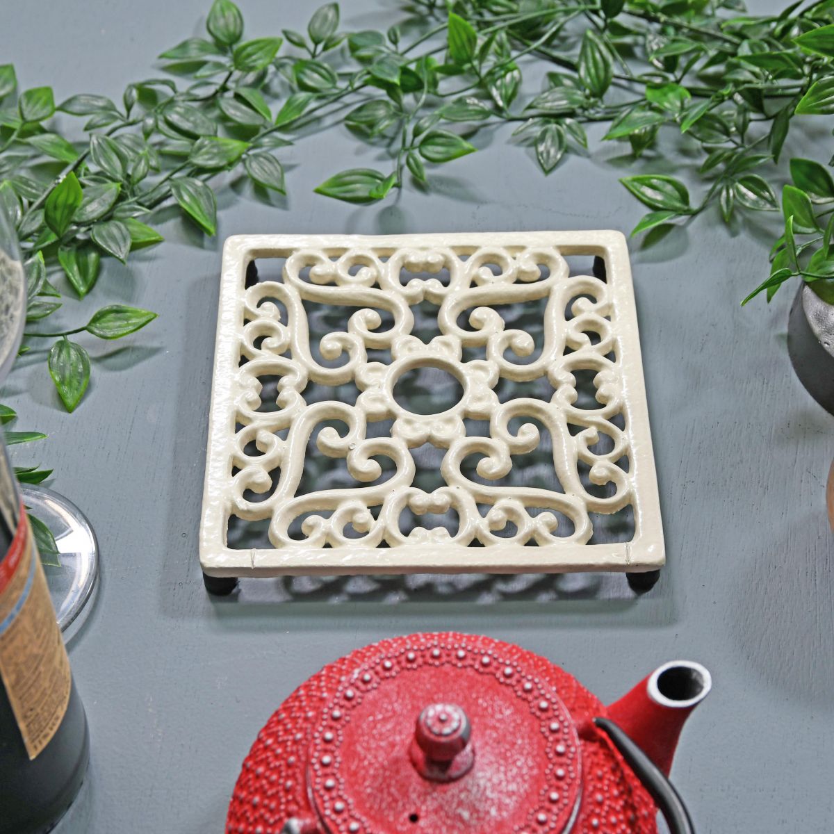 Cream Cast Iron Square Trivet with Teapot