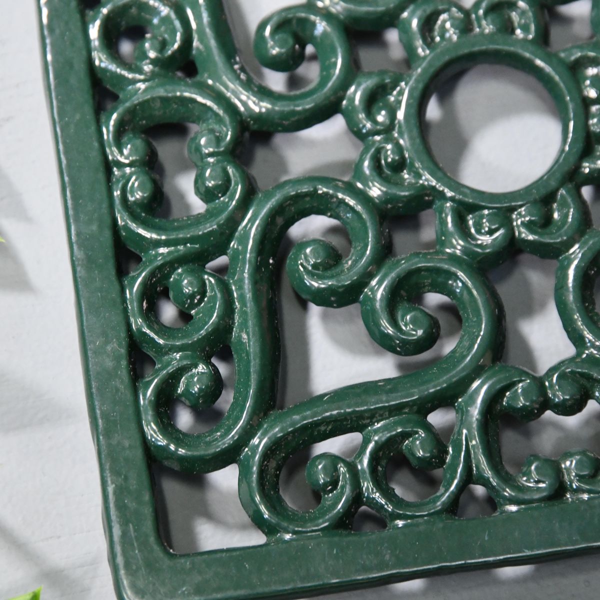 Green Square Cast Iron Trivet Details