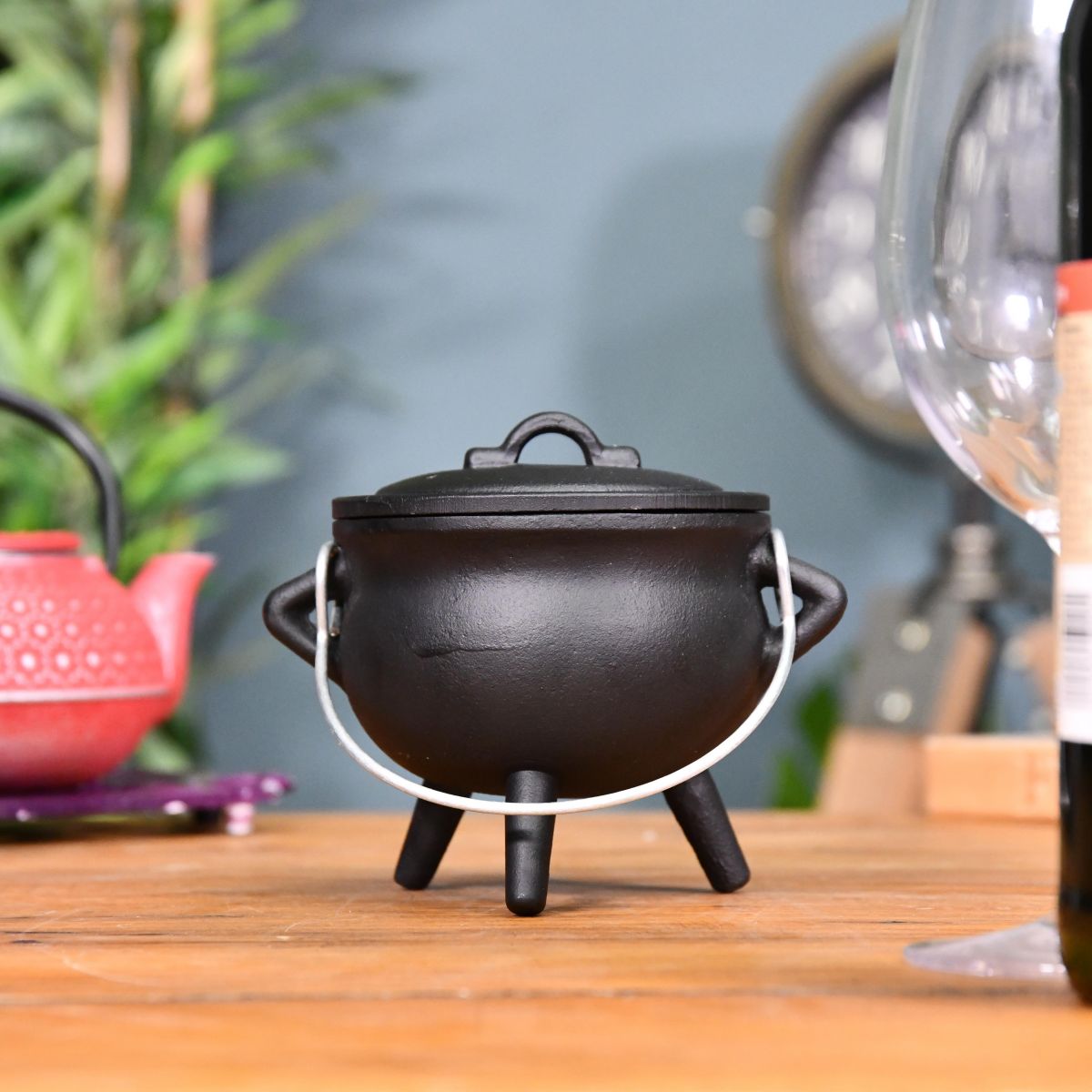 Small Cast Iron Cauldron Finished in Black Hinged Handle