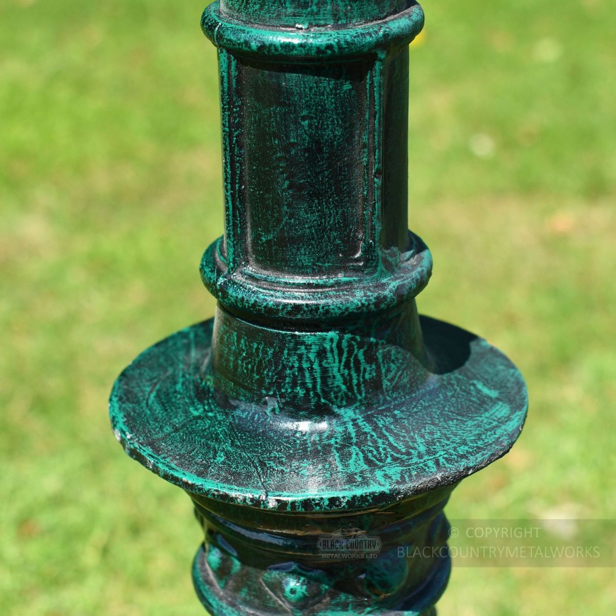 Ornate Green Lamp Post Lighting Column