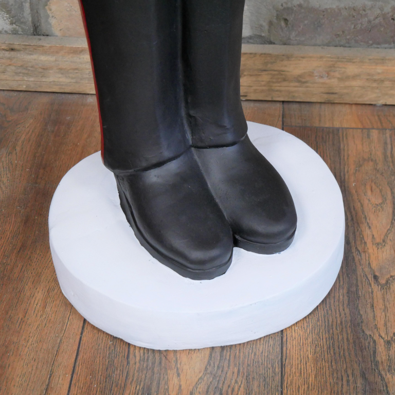 Close-up of the Base of the Ornament