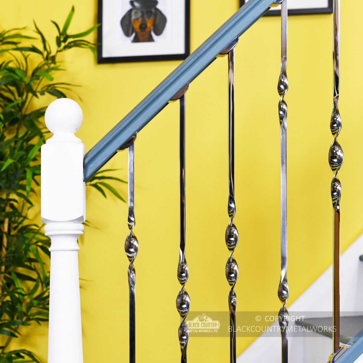 Set of 3 "Alessi" Alternating Stair Spindles - Pattern 3