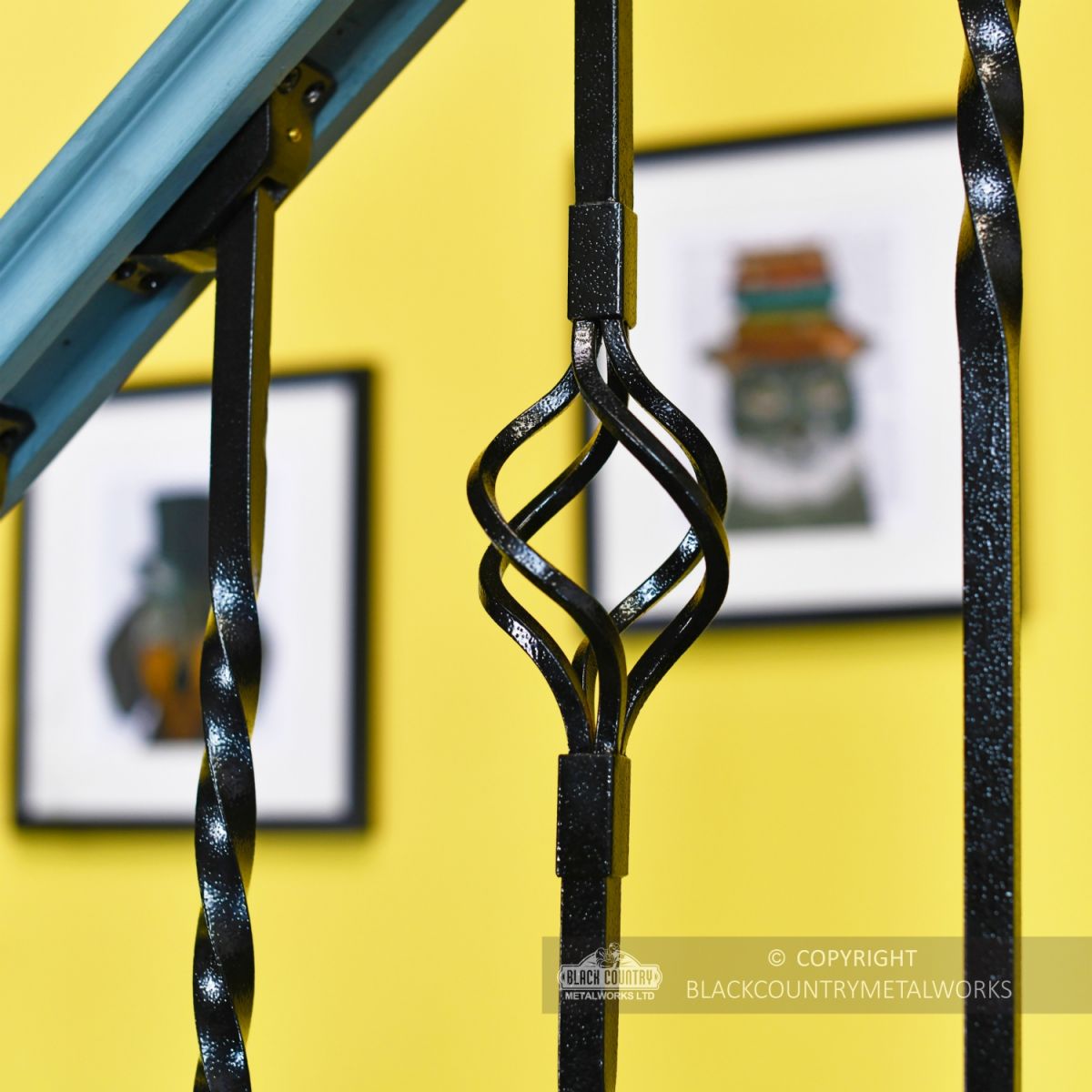 "Cavendish" Set of 3 Alternating Stair Spindles - Pattern 7