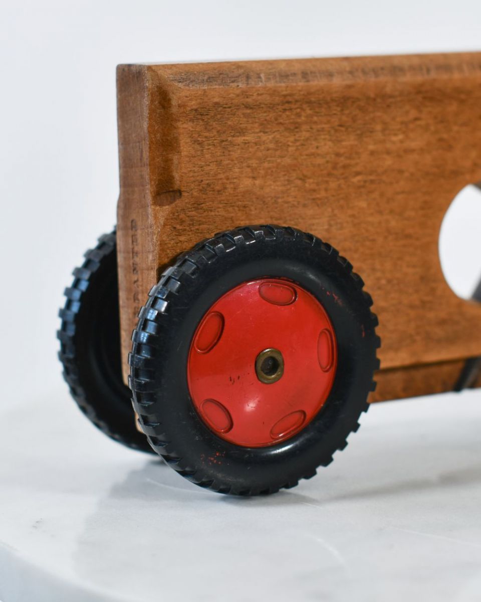 Close up of front wheels