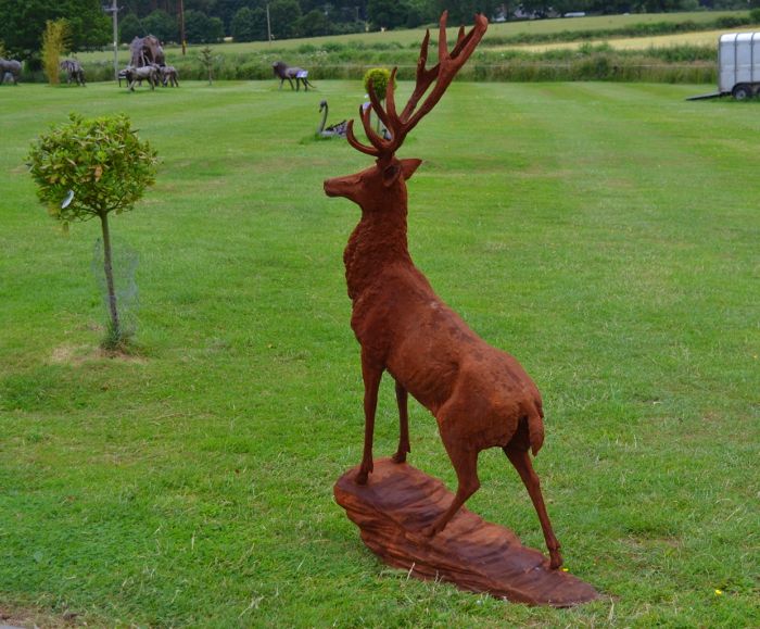 "Lednoch Glen" Stag On Rock Iron Sculpture