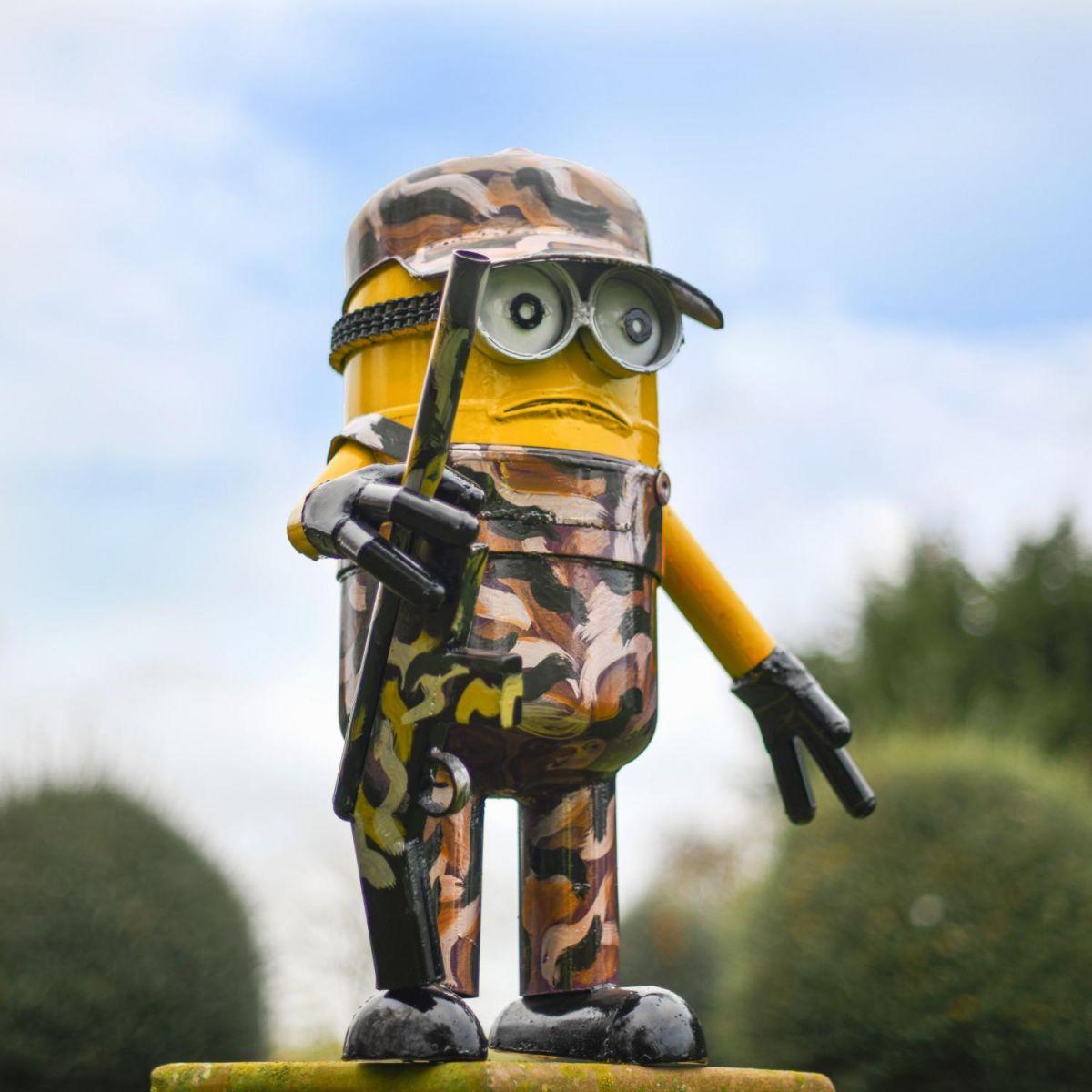 Recycled Metal "Ghillie Suit Soldier" Minion Sculpture Recycled Metal "Ghillie Suit Soldier" Minion Sculpture