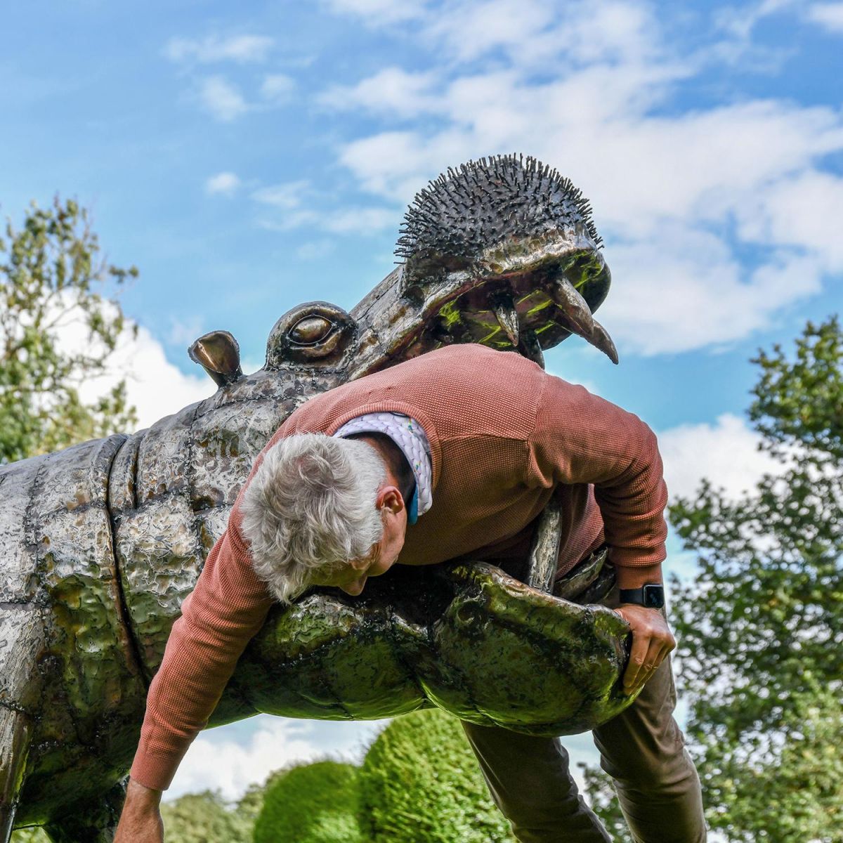 Recycled Metal Fighting Hippo Sculpture to Scale Recycled Metal Fighting Hippo Sculpture to Scale